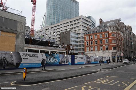 Moorgate .